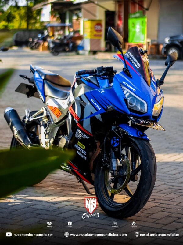 Decal Stiker Honda CBR 150 R K45 Lokal TT Isle Biru 02