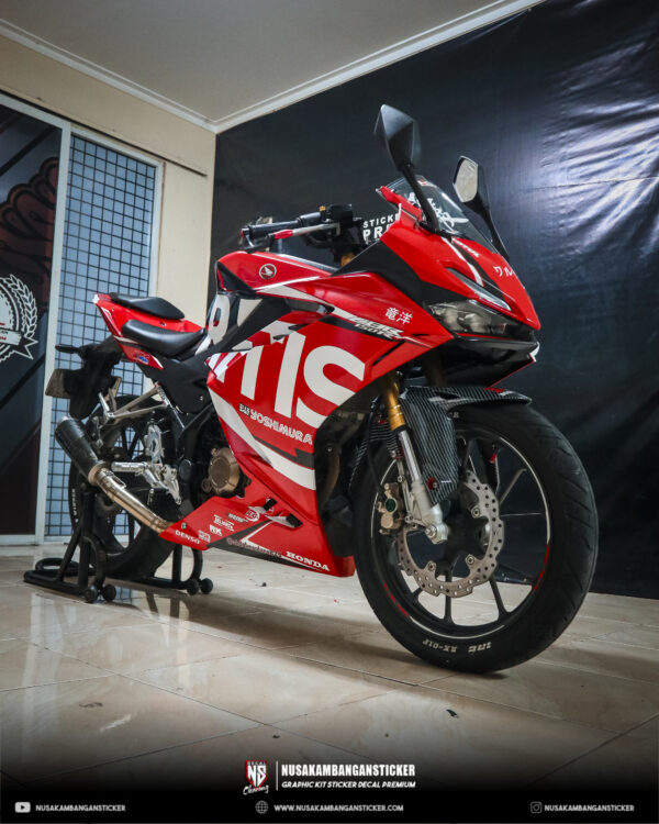 Custom stiker CBR 150 R 2021 merah grafis full body 05