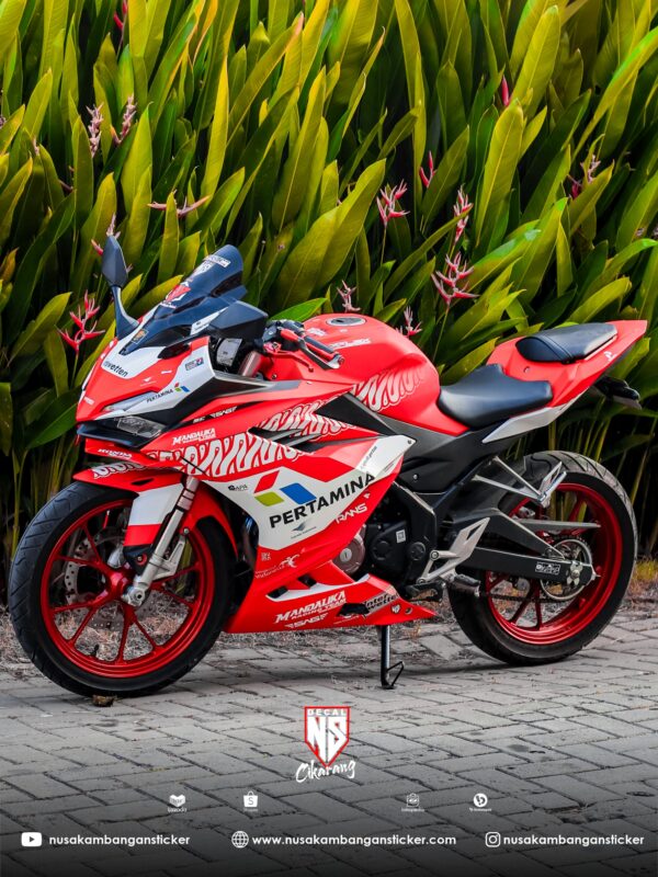 Decal Stiker Motor Honda CBR 150 R 2021 Mandalika Merah Cutting Stiker Modifikasi Sticker Full Body 05