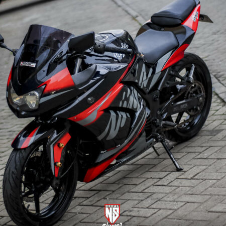 Decal stiker NINJA 250 karbu hitam grafis merah full body 03