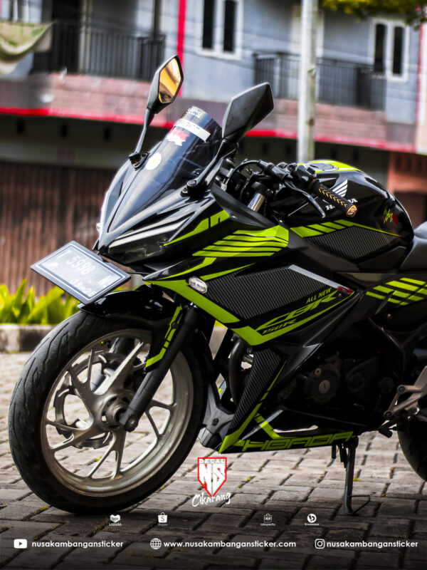 Desain Motor Honda CBR 150 R All New Hitam Karbon Grafis Hijau Sticker Full Body 02