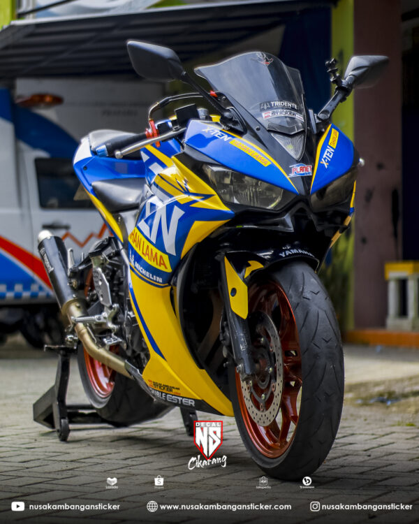 Desain Motor Yamaha R25 Biru Kuning Stiker Modifikasi Full Body 05