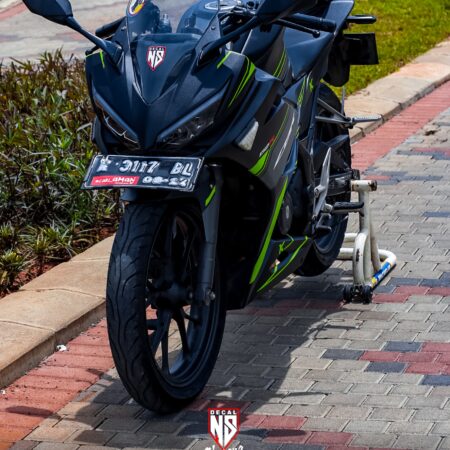 Sticker Motor Honda CBR 150 R All New Hitam Grafis Hijau Modifikasi Stiker Full Body 05