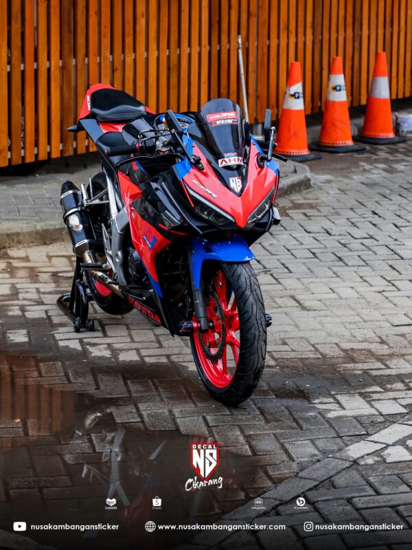 Sticker Motor Honda CBR 150 R All New Hitam Merah Grafis Biru Modifikasi Stiker Full Body 04