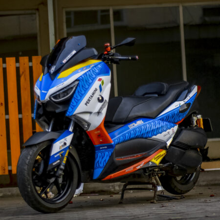 Sticker motor Xmax livery mandalika biru full body 04