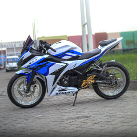 Stiker motor CBR 150 R all new putih tricolor biru full body 01