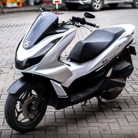 decal stiker honda pcx 160 putih kanji fullbody (2)
