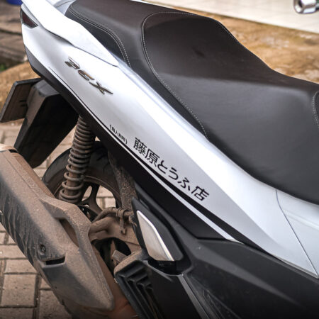 decal stiker honda pcx 160 putih kanji fullbody (5)