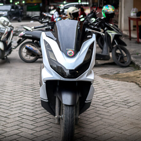 decal stiker honda pcx 160 putih kanji fullbody (6)