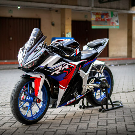 striping motor cbr 150 bmw rr 03
