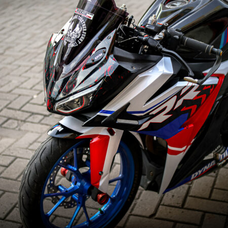 striping motor cbr 150 bmw rr 06