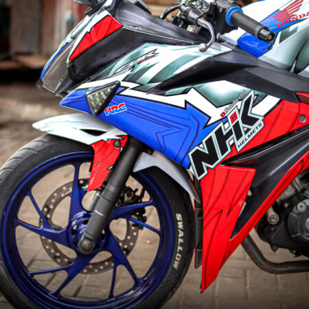 Decal Stiker CBR 150R Putih Merah Biru Fullbody 03