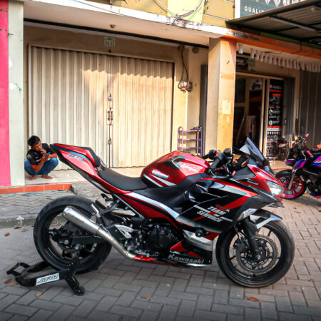 Custom Stiker Motor Kawasaki All New Ninja 250 Fi Merah Hitam Fullbody 01