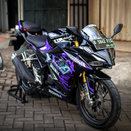 DESAIN DECAL CBR 150R 2021 KANJI HITAM UNGU 01