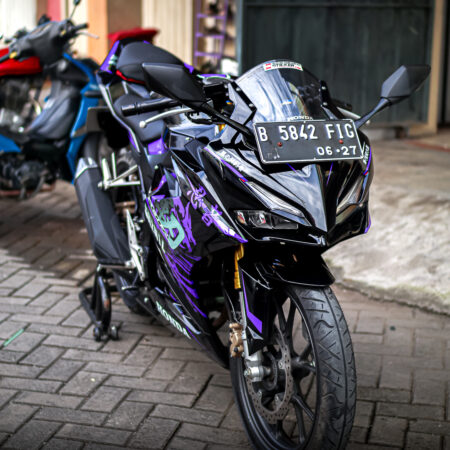 DESAIN DECAL CBR 150R 2021 KANJI HITAM UNGU 02