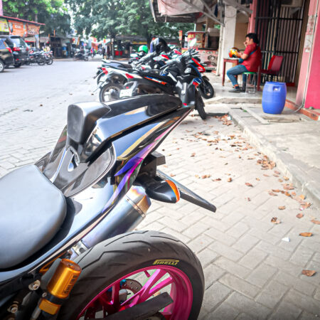 Decal Stiker Suzuki Vixion R HItam Pink Biru Fullbody 02
