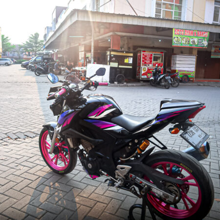Decal Stiker Suzuki Vixion R HItam Pink Biru Fullbody 04