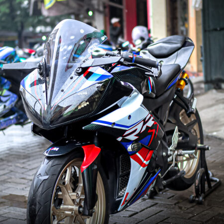 Decal Stiker Yamaha R15 V2 Putih List Merah Biru Fullbody 03