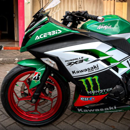 Desain Sticker Kawasaki Ninja 250 Fi Mnster Hijau Putih Fullbody 06