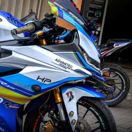 Desain Sticker Yamaha R15 V3 Putih Biru Fullbody 05
