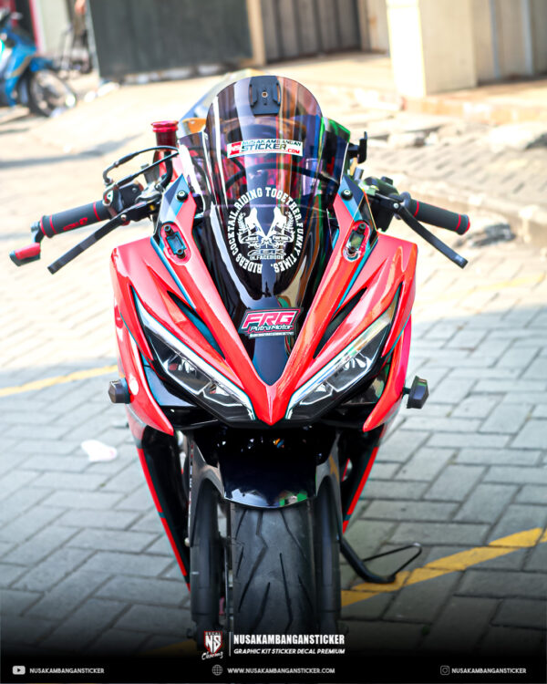 Desain Stiker Honda CBR 150R All New Merah Hitam Fullbody 07