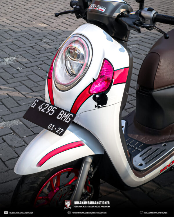 Desain Stiker Honda Scoopy Putih Pink Fullbody 04
