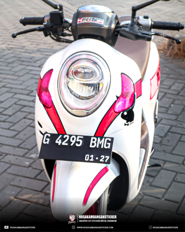 Desain Stiker Honda Scoopy Putih Pink Fullbody 06