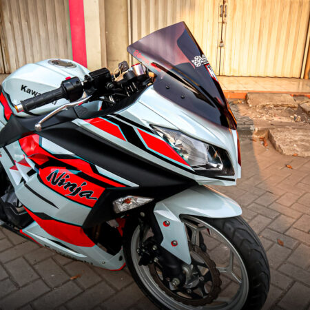 Desain Stiker Kawasasaki Ninja 250 Fi Abu abu Merah Fullbody 05