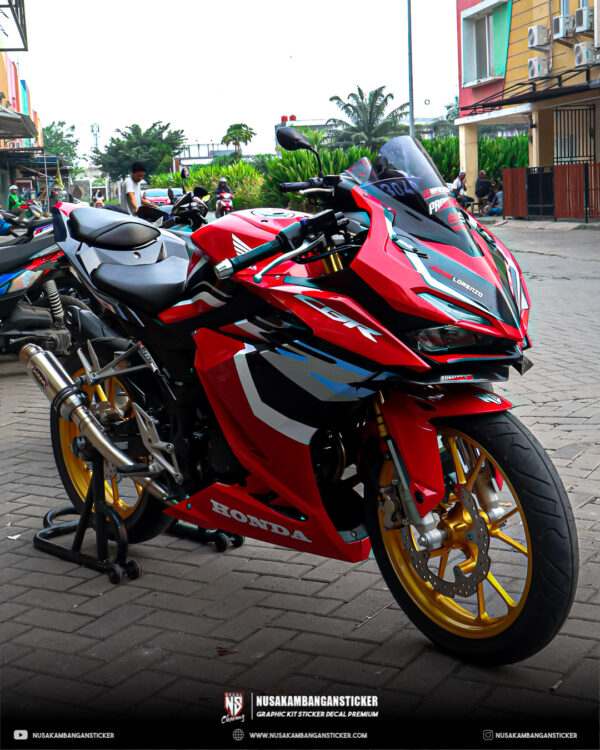 Desain Stiker Motor Honda CBR 150R 2021 Merah Fullbody 05