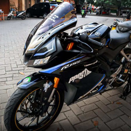 Desain Stiker Yamaha R15 V3 Prostreet Hitam 06