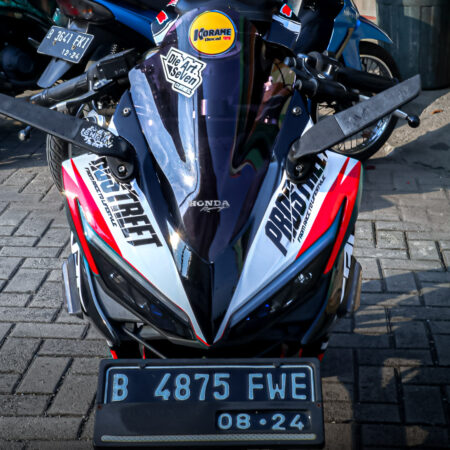 Stiker Motor Honda CBR 150R All New Prostreet Hitam Merah Fullbody 07
