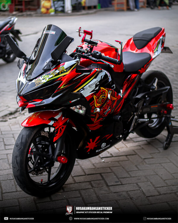 Stiker Motor Kawasaki all new ninja 250 fi Samurai Merah 02