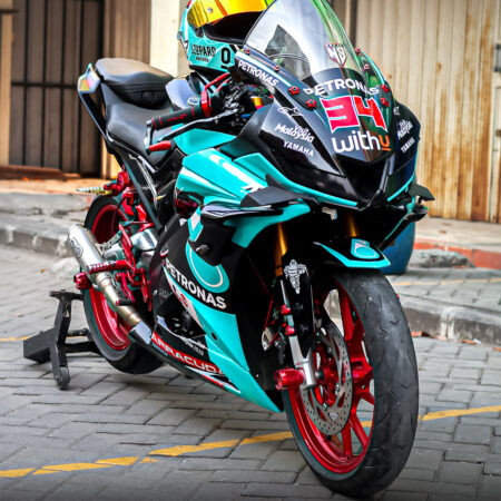 Desain Stiker Motor Yamaha R15 V3 Petronas Tosca Fullbody 05