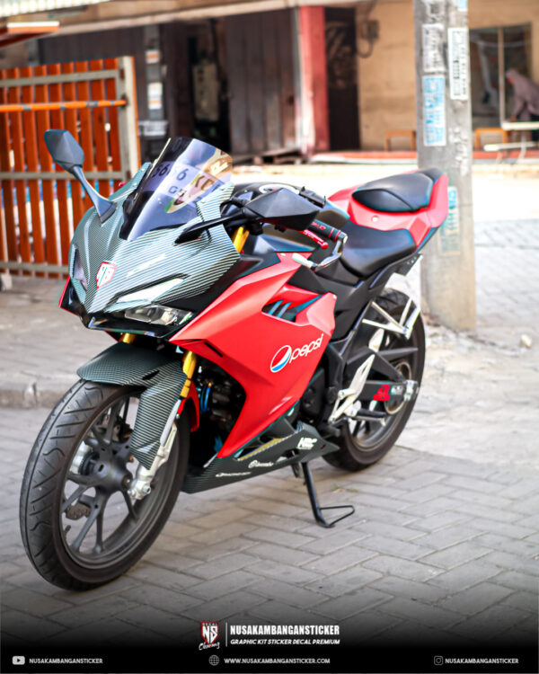 Stiker Motor Honda CBR 150R 2021 Merah Abu abu Fullbody 04