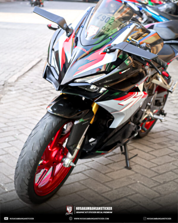 Stiker Motor Honda CBR 250RR Hitam Merah Putih Fullbody 02